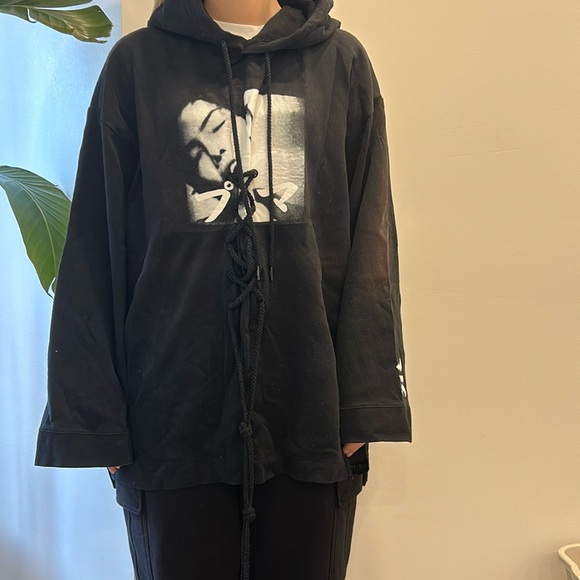 Puma x Rihanna collab 
FENTY collection
Hoodie - Picture 2 of 4